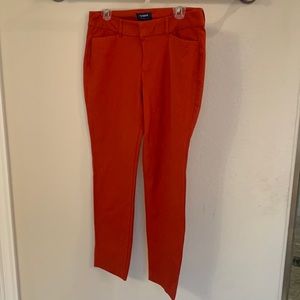 Old Navy Mid Rise Pixie Capri Pants